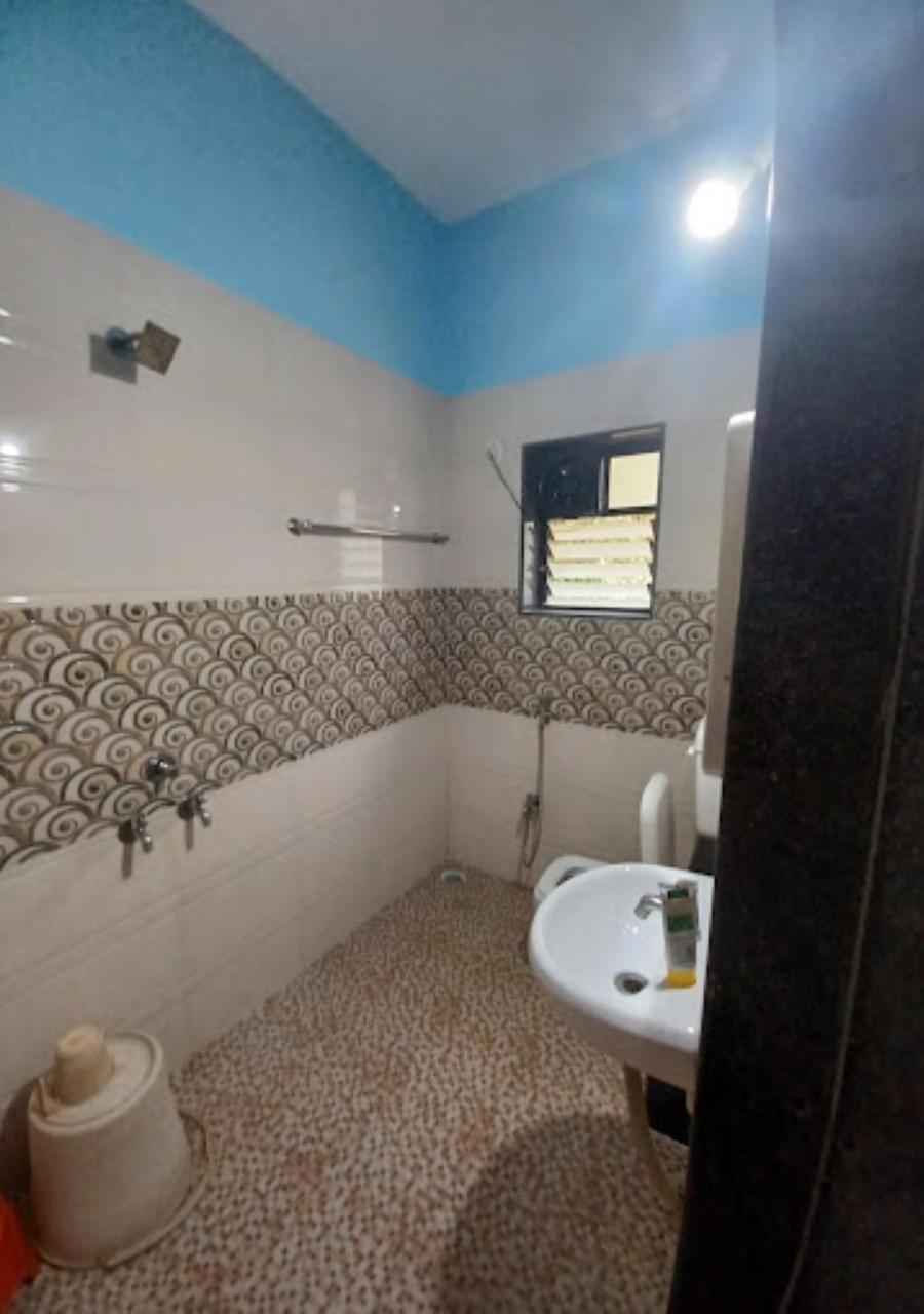Bapat Niwas Home Stay Ganpatipule Exterior foto